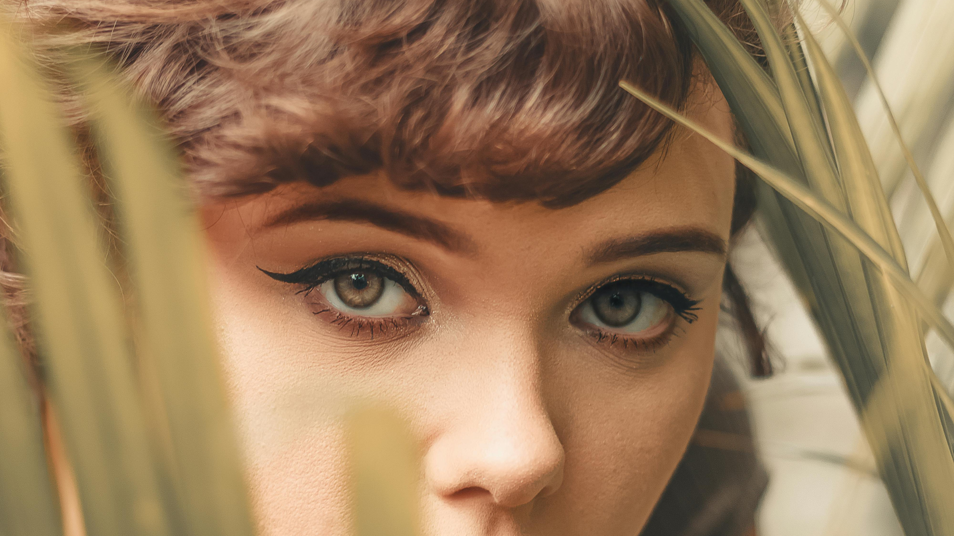 Gala Make Up Voor Groene Ogen En Bruin Haar