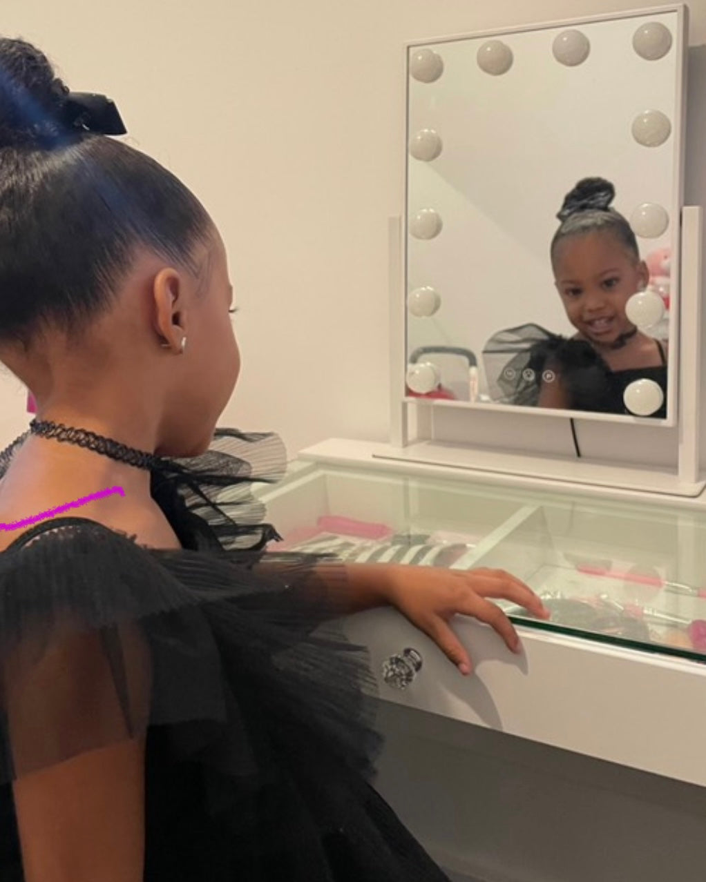 Vanity Station Mini me