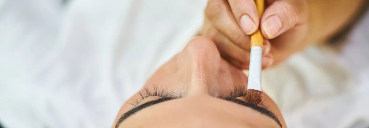 What is primer makeup?