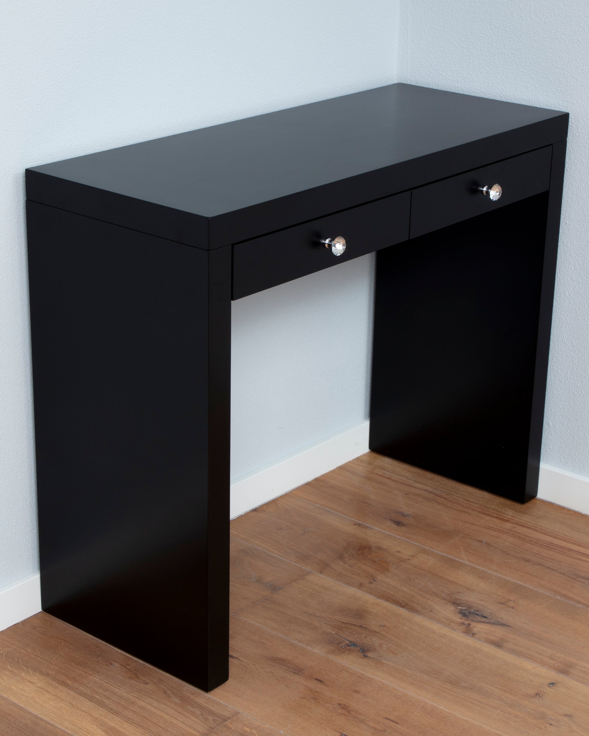 Dressing Table Iconic
